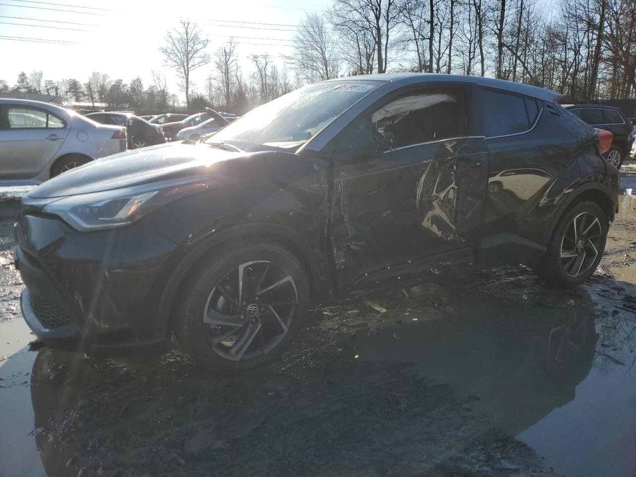 TOYOTA C-HR XLE 2021