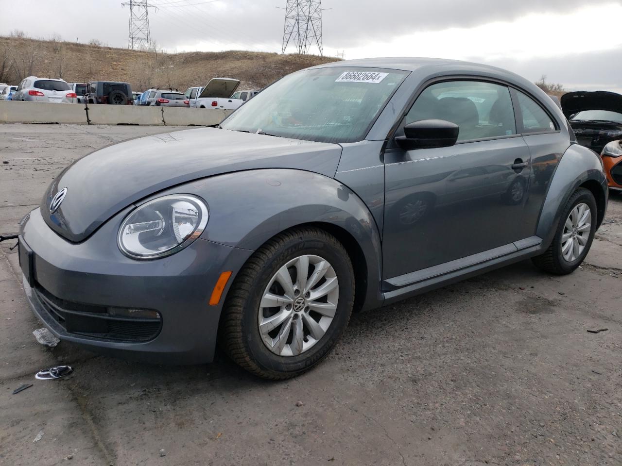 VOLKSWAGEN BEETLE 2013