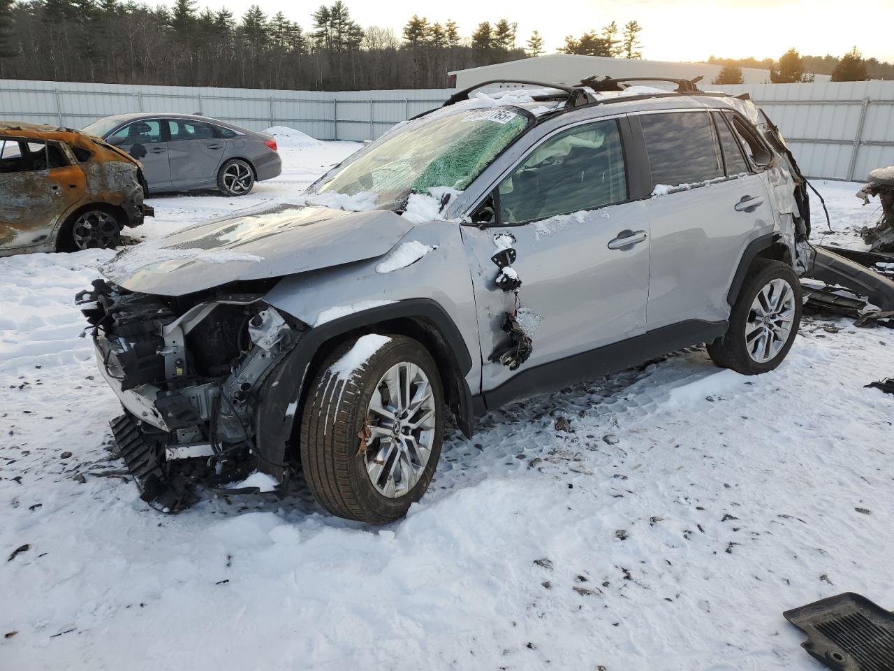 TOYOTA RAV4 XLE P 2019