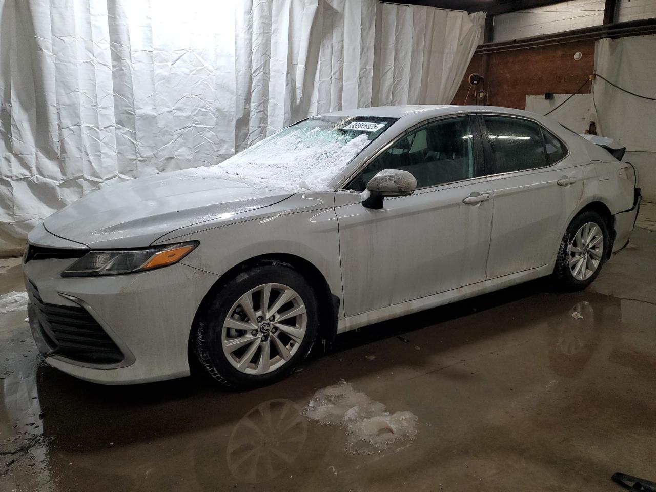 TOYOTA CAMRY LE 2023
