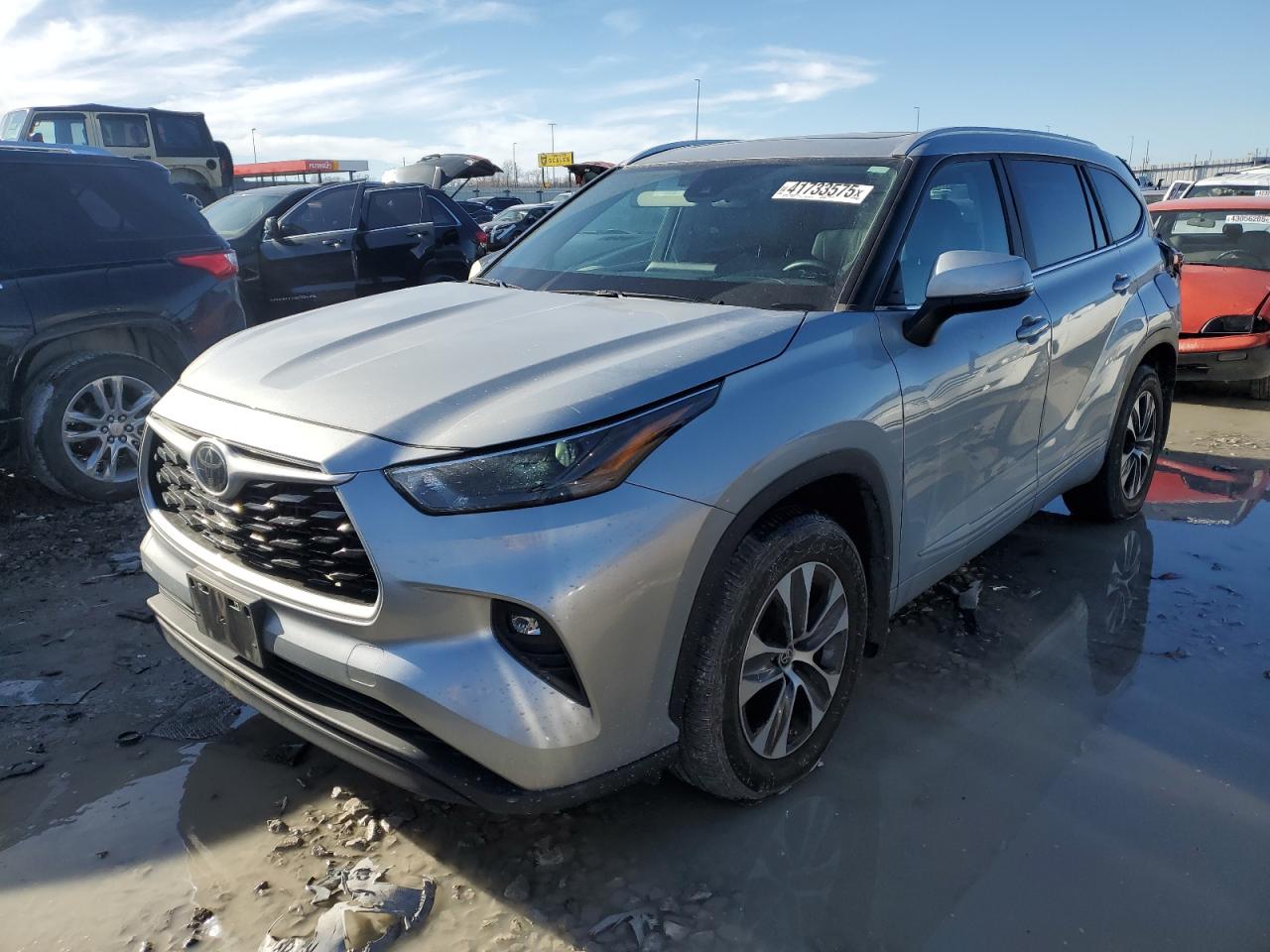 TOYOTA HIGHLANDER 2023
