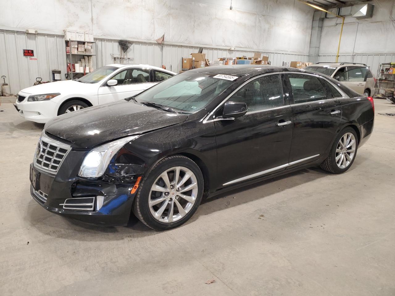 CADILLAC XTS LUXURY 2013