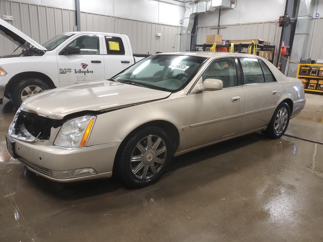 CADILLAC DTS 2008