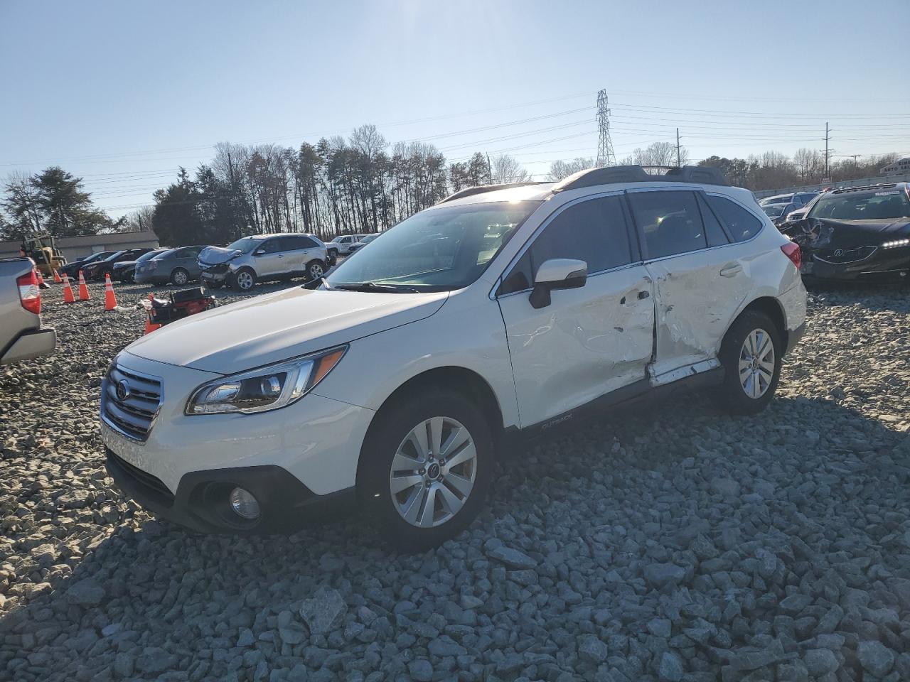 SUBARU OUTBACK 2. 2016
