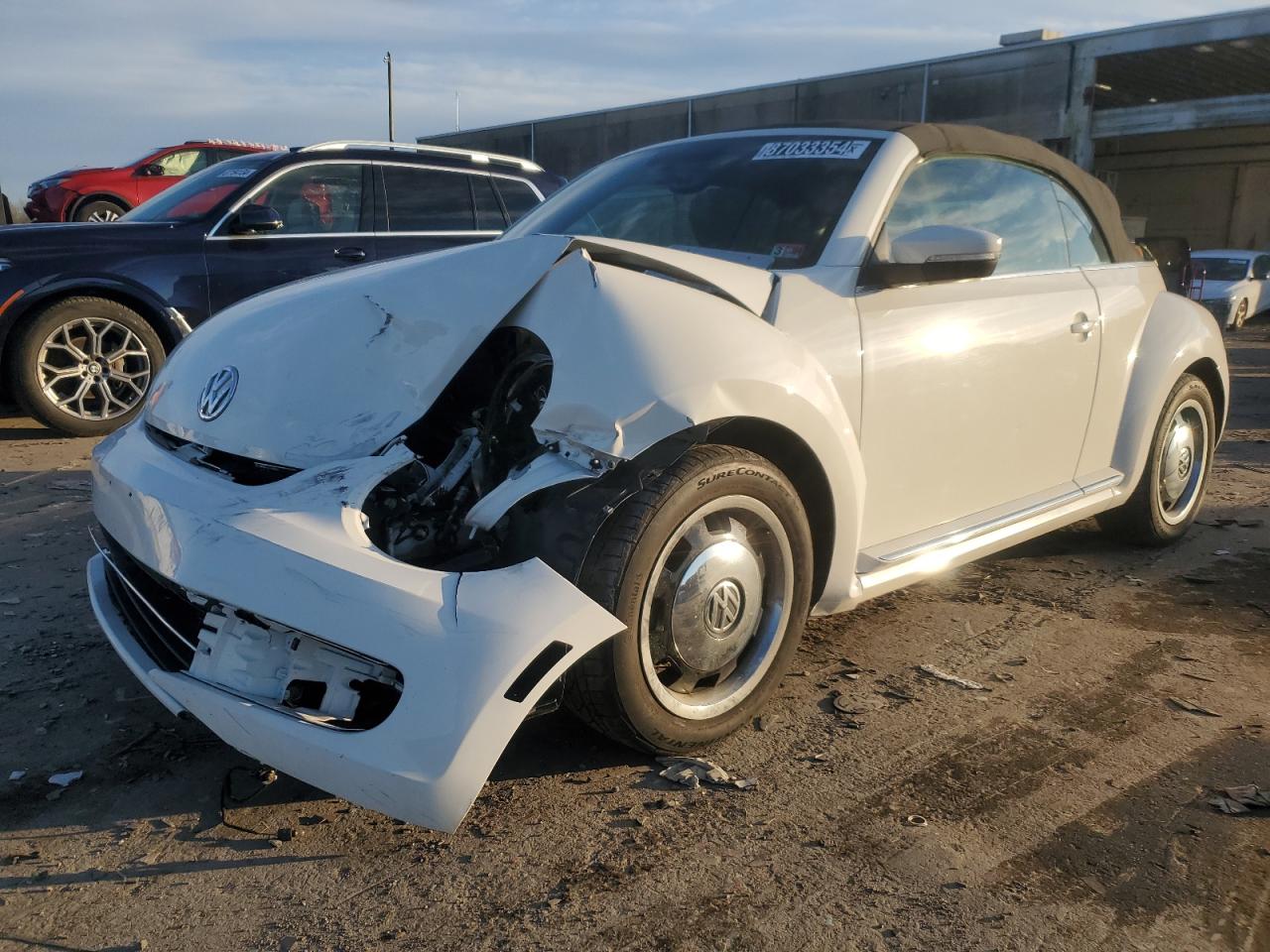 VOLKSWAGEN BEETLE 2013
