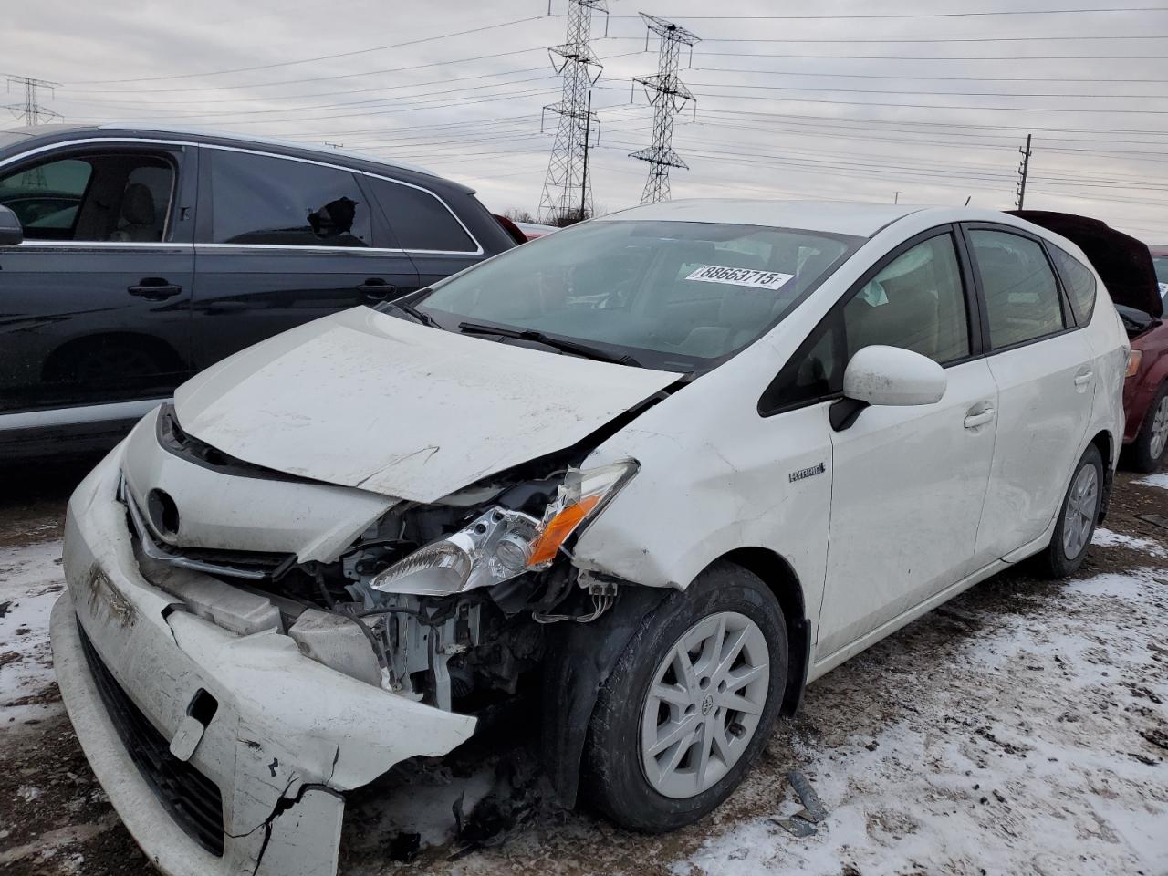 TOYOTA PRIUS V 2012