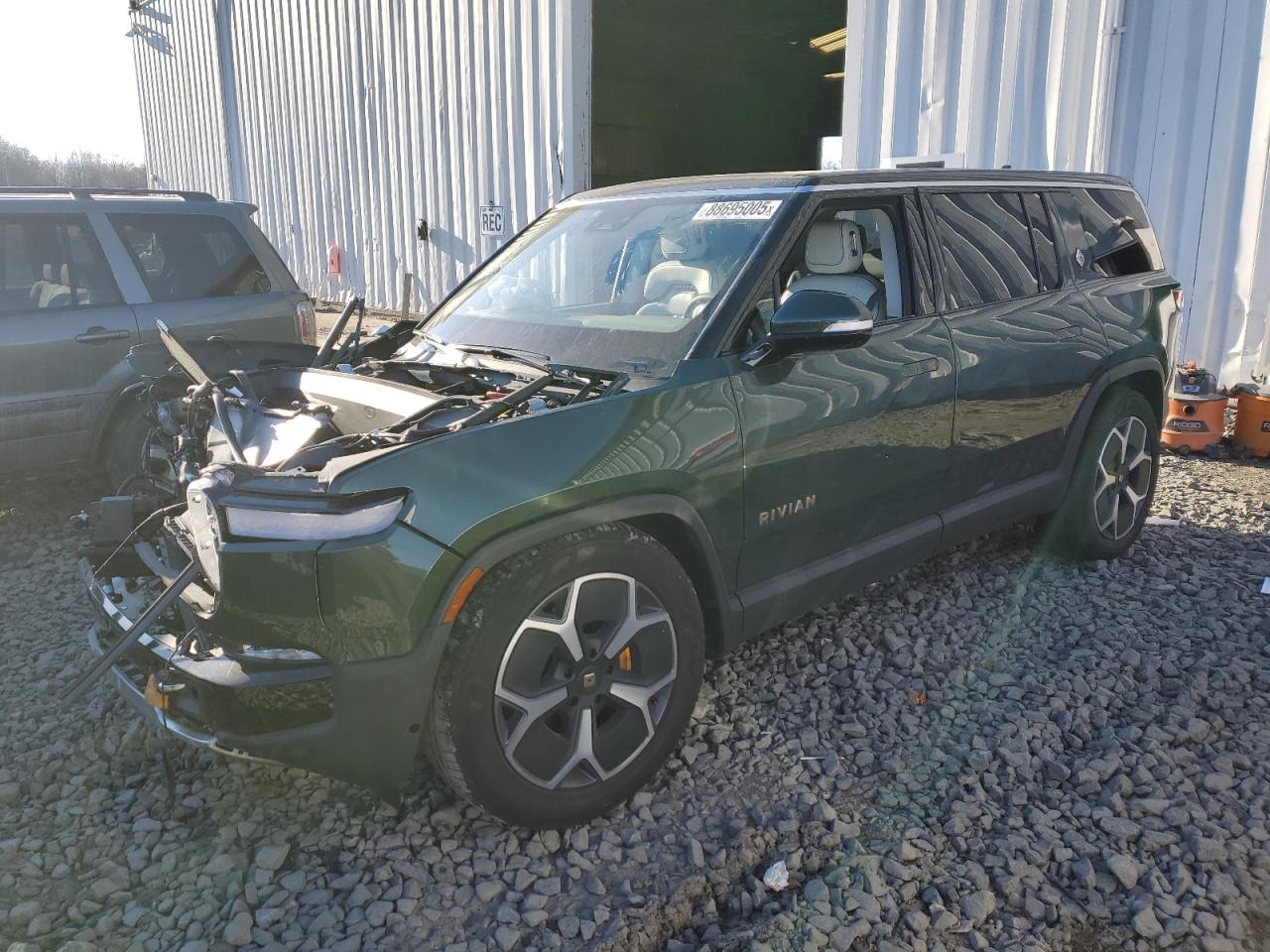 RIVIAN R1S ADVENT 2023