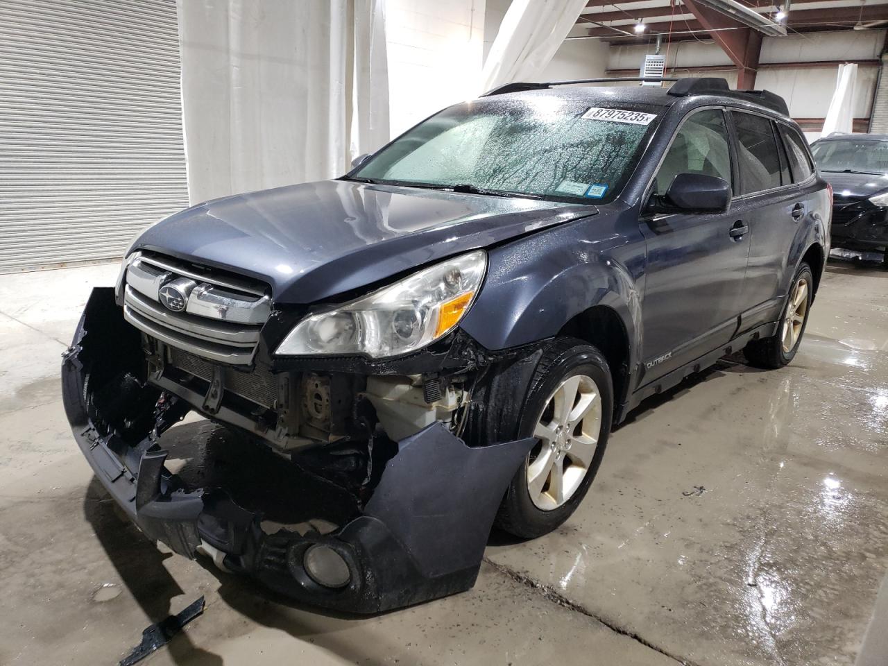 SUBARU OUTBACK 2. 2014