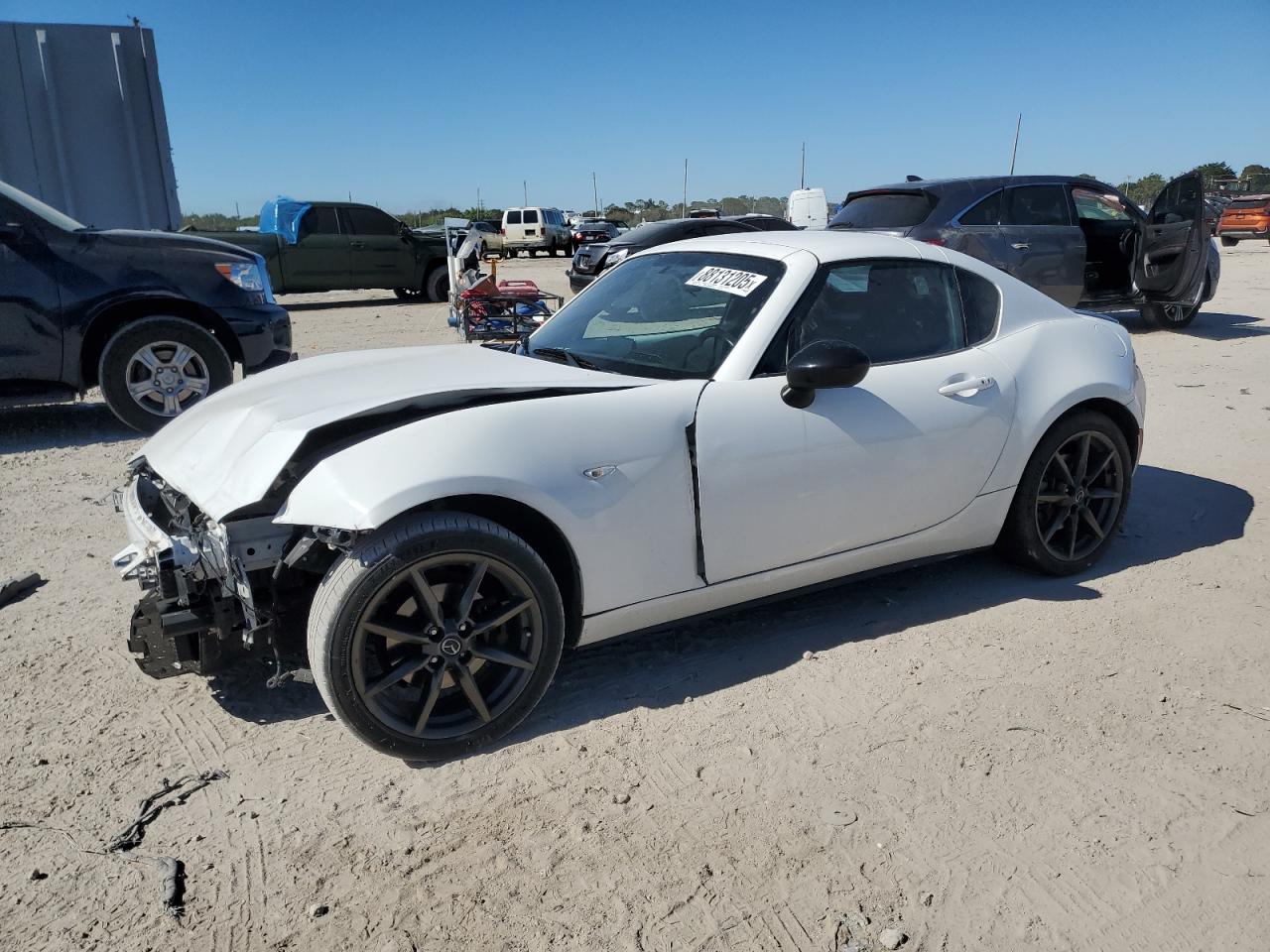 MAZDA MX-5 MIATA 2017