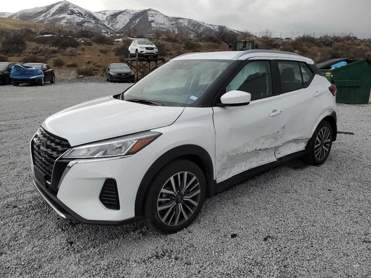 NISSAN KICKS SV 2023