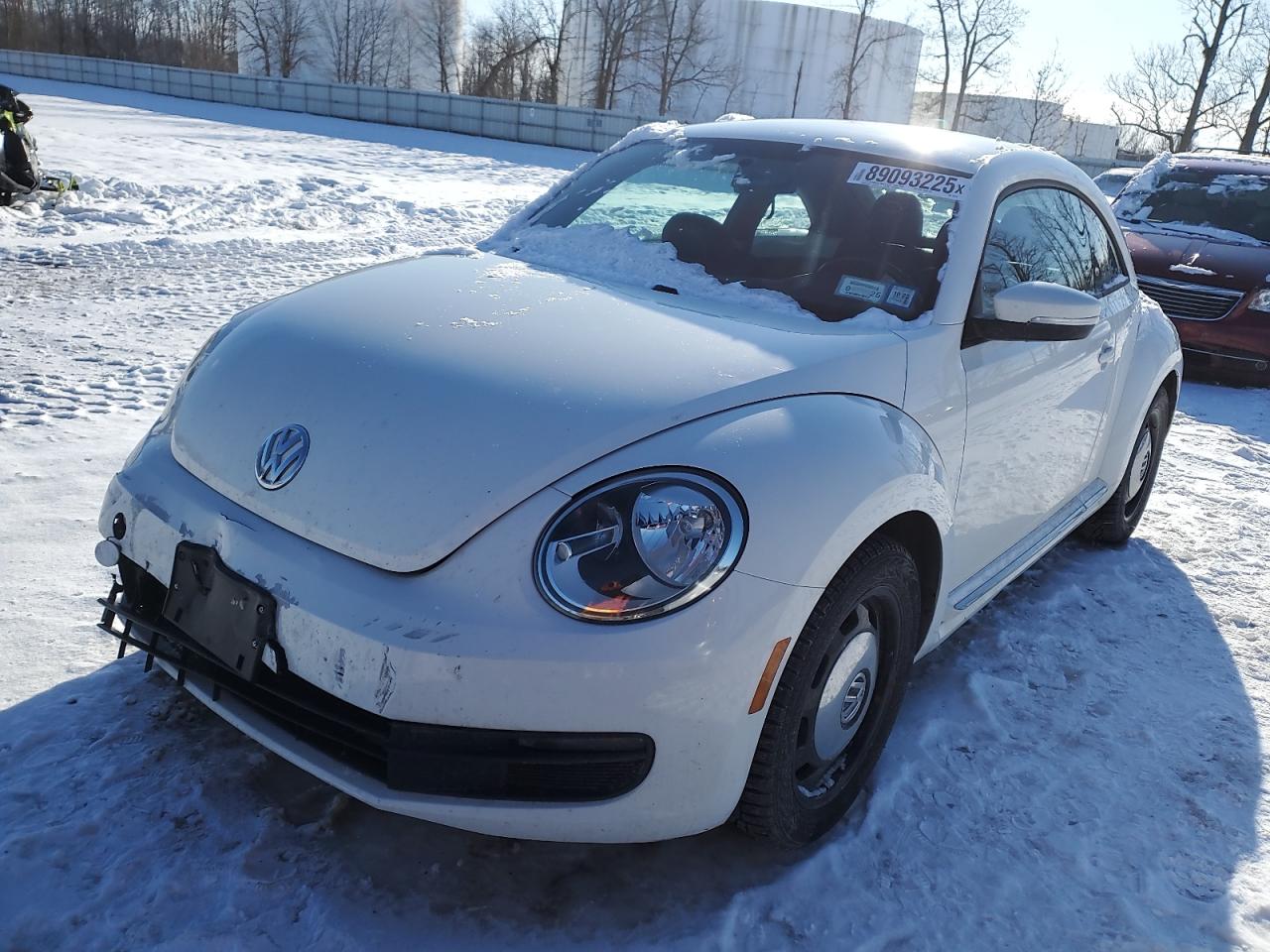 VOLKSWAGEN BEETLE 2014