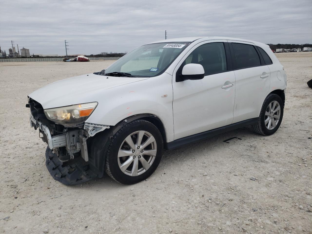 MITSUBISHI OUTLANDER 2014