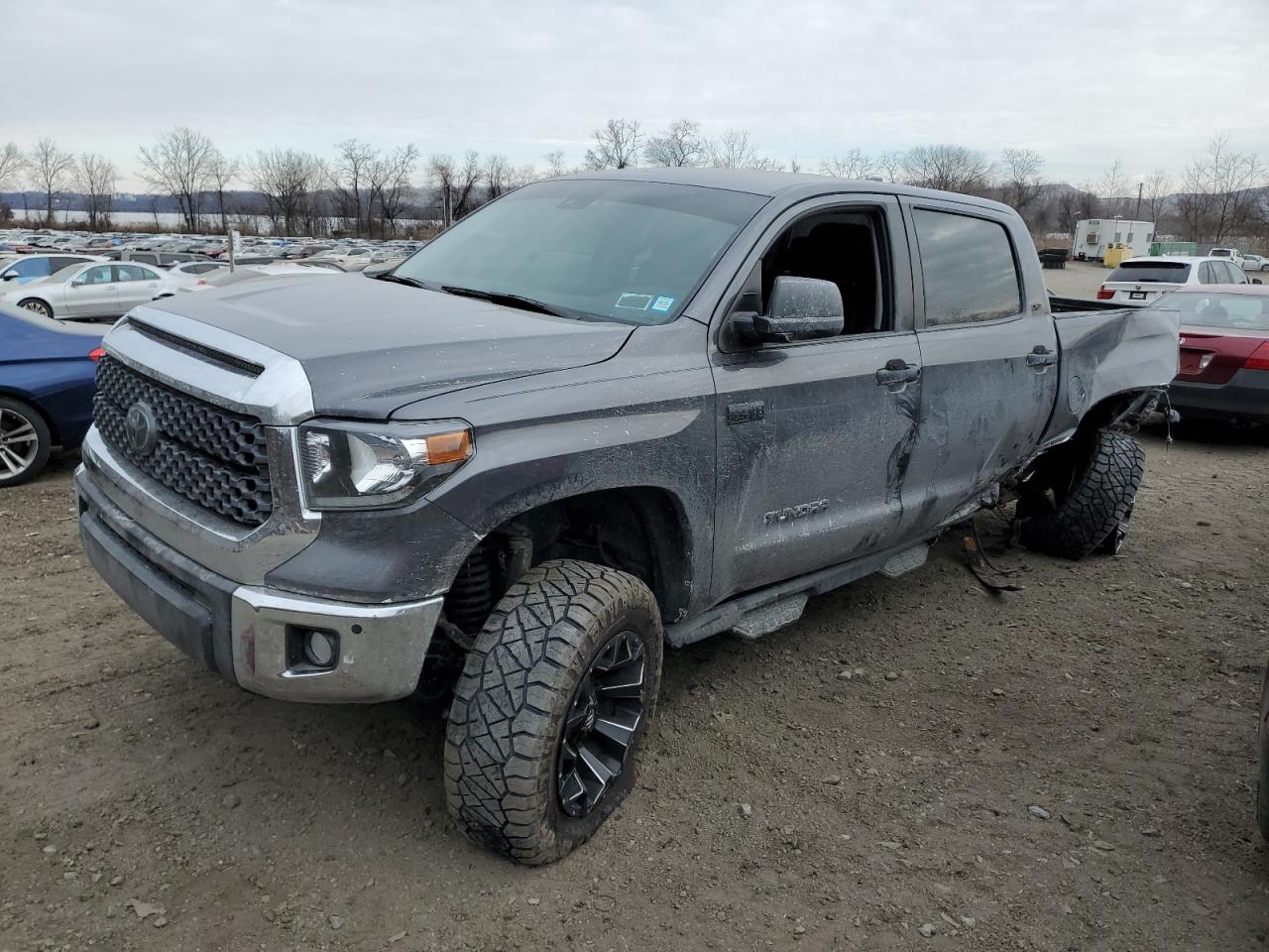 TOYOTA TUNDRA CRE 2021