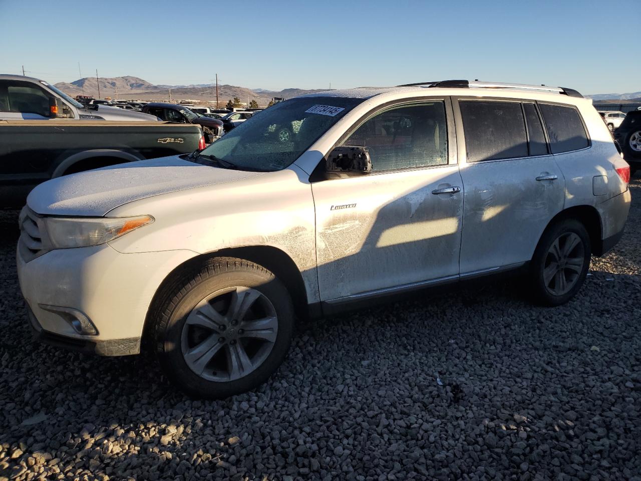 TOYOTA HIGHLANDER 2013