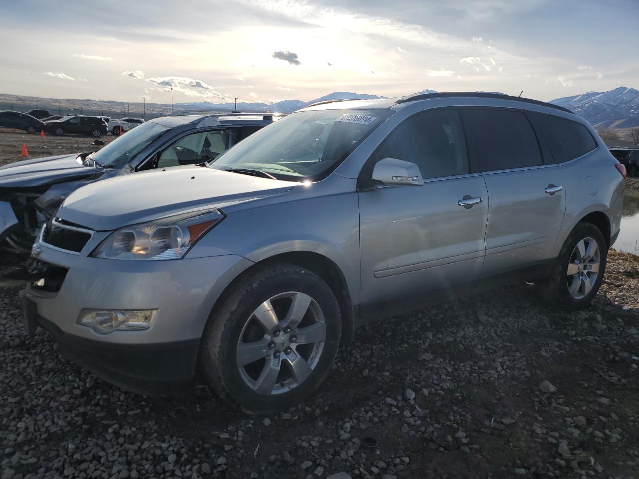 CHEVROLET TRAVERSE L 2012