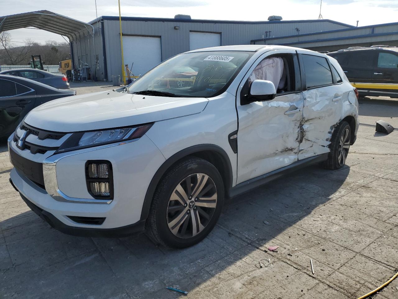 MITSUBISHI OUTLANDER 2020
