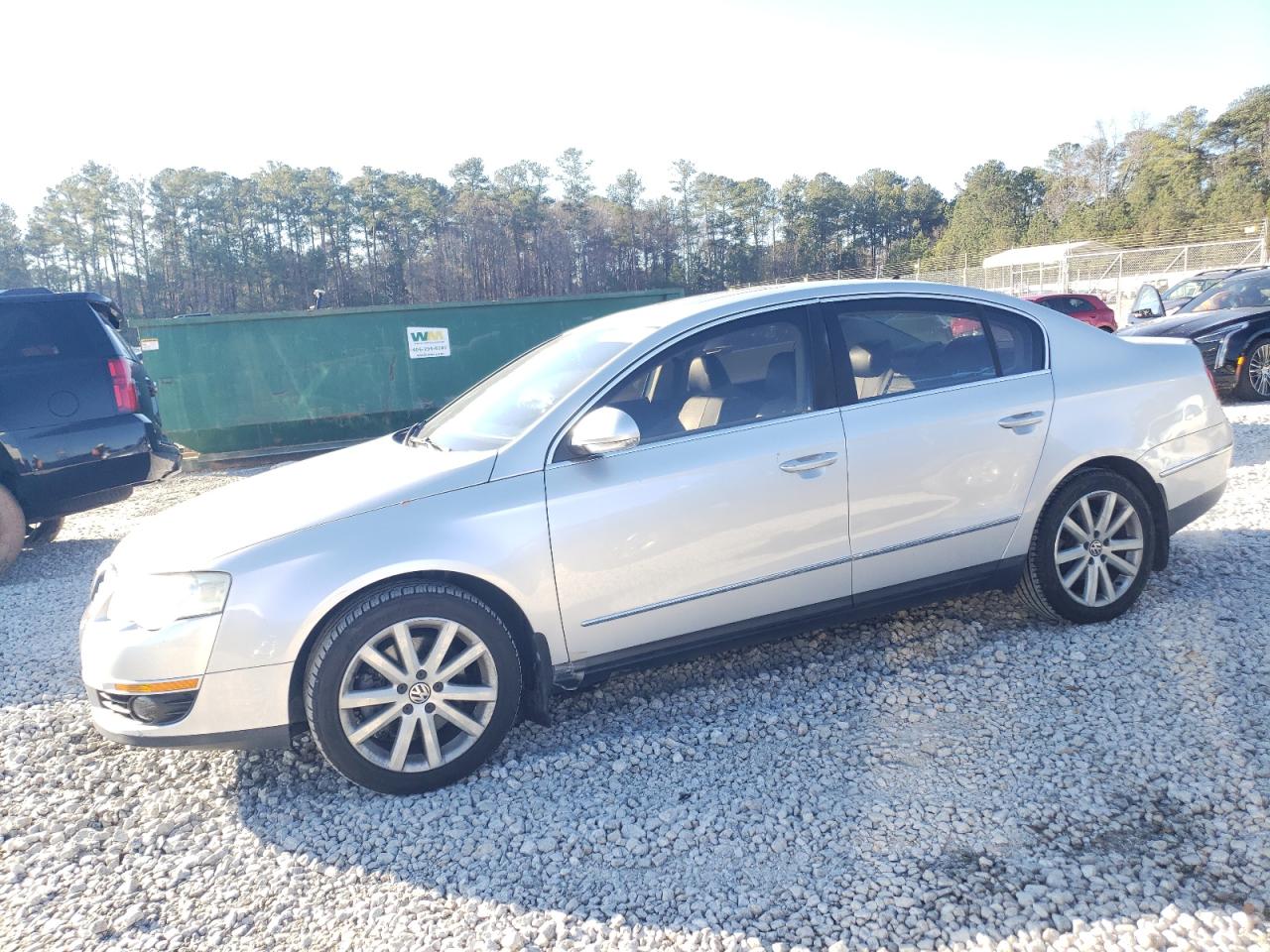 VOLKSWAGEN PASSAT KOM 2010