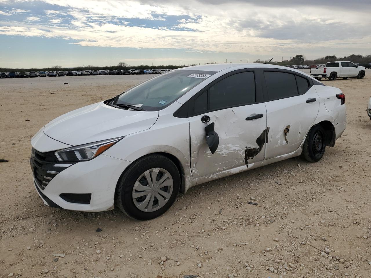 NISSAN VERSA S 2024
