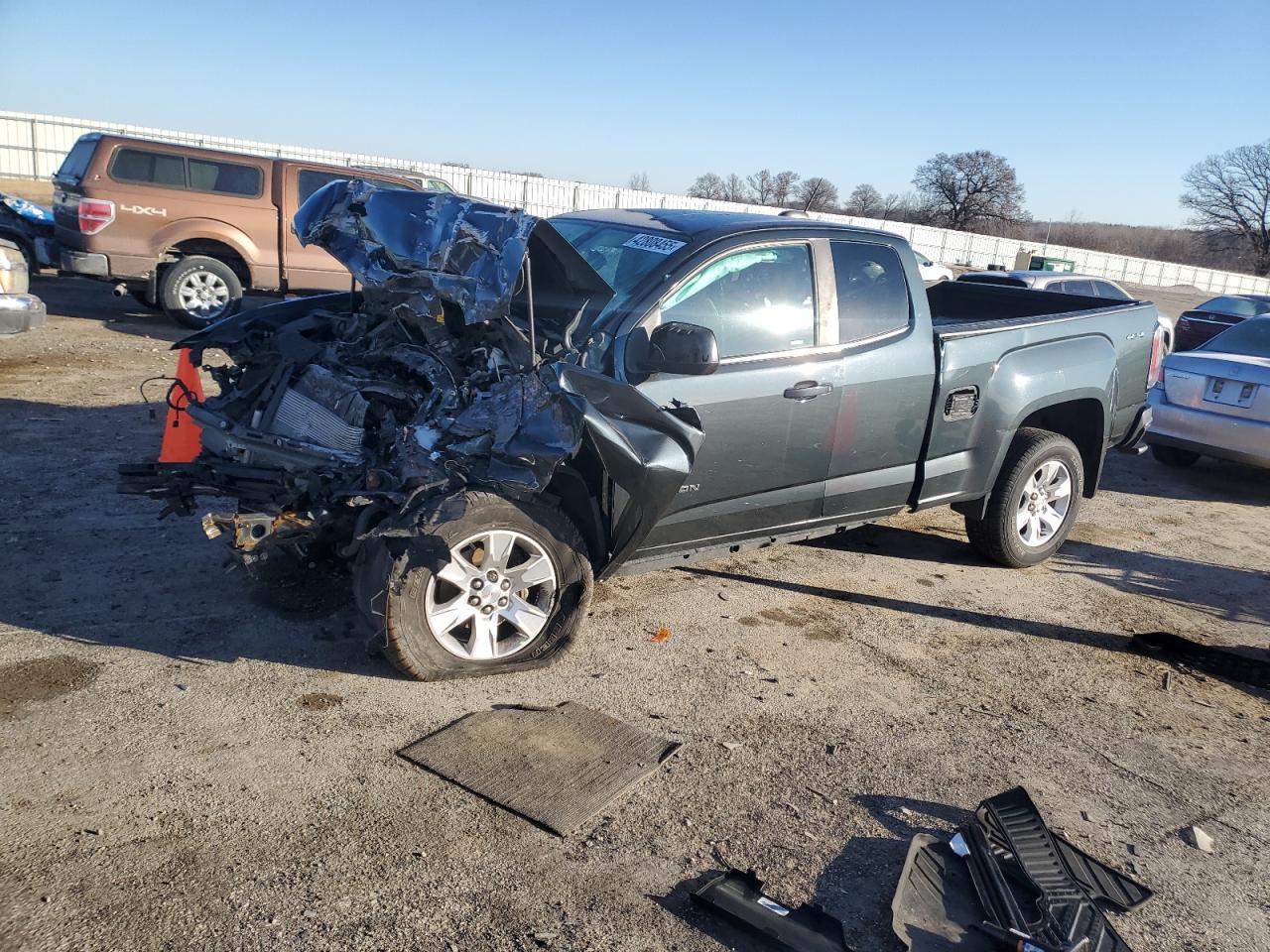 GMC CANYON SLE 2017