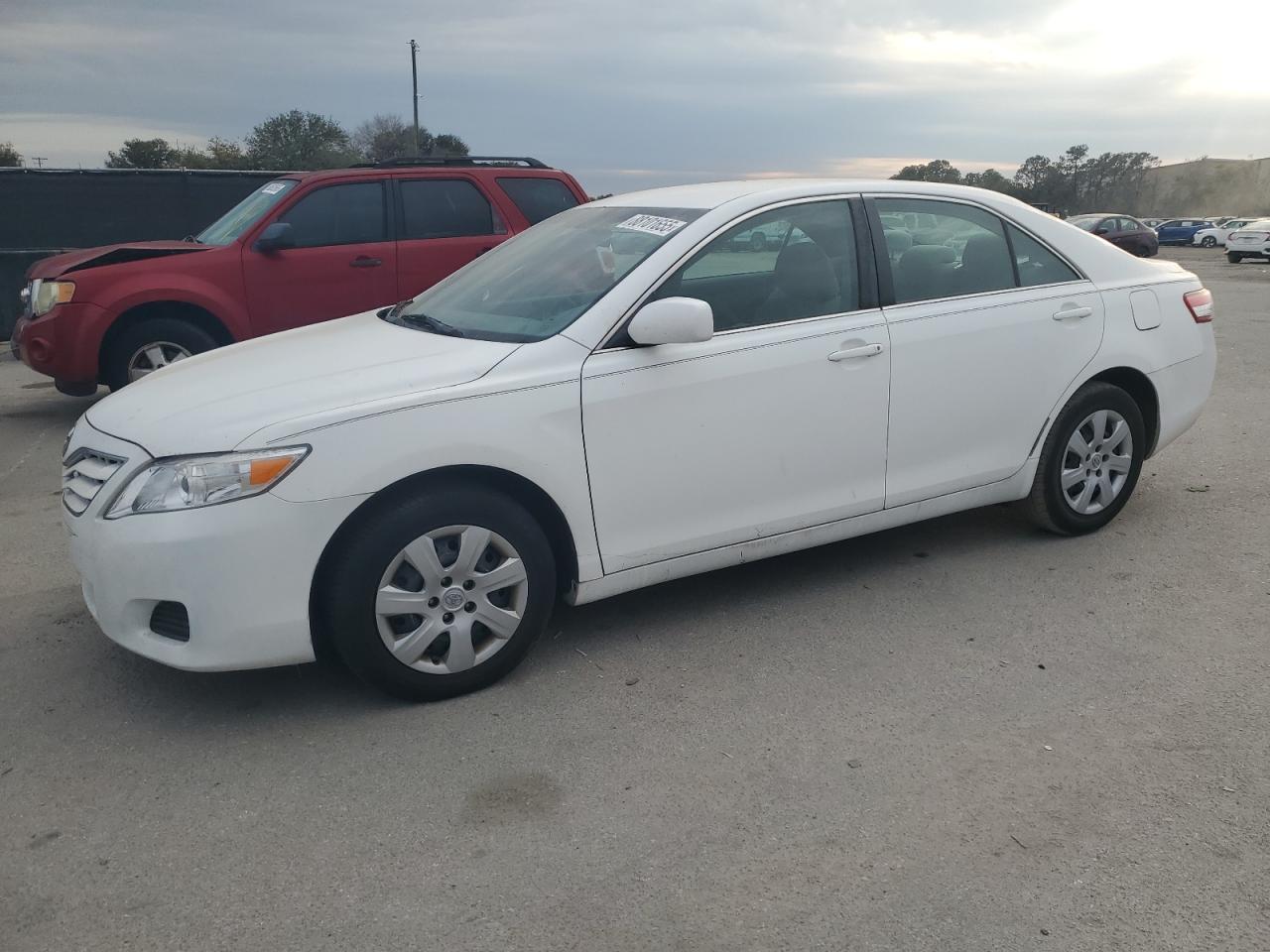 TOYOTA CAMRY BASE 2011