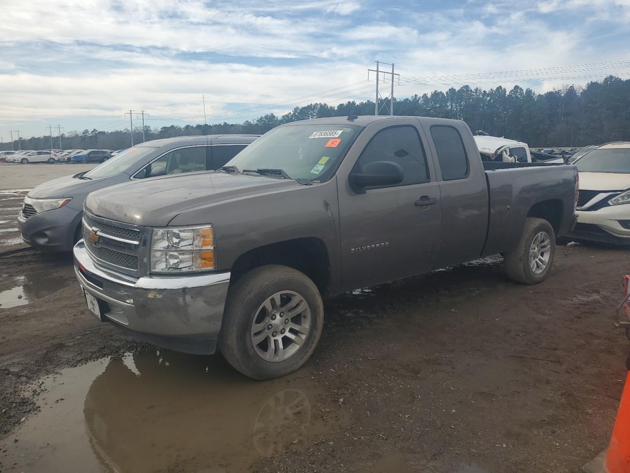 CHEVROLET SILVERADO 2013