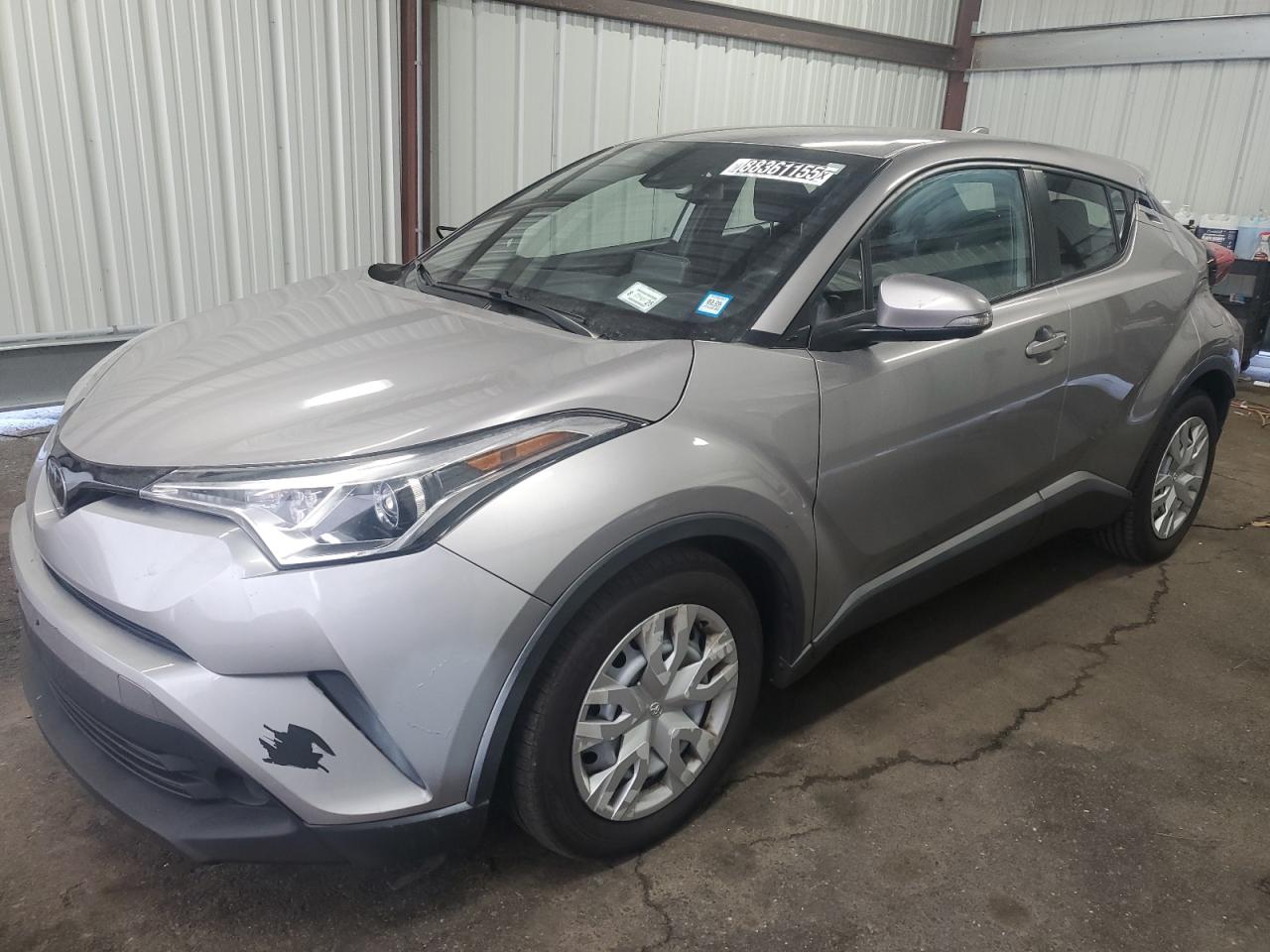 TOYOTA C-HR XLE 2019