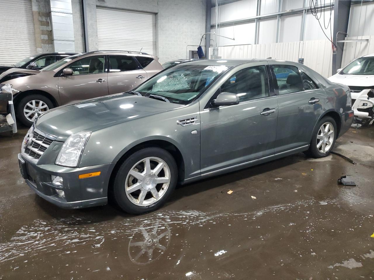 CADILLAC STS LUXURY 2011