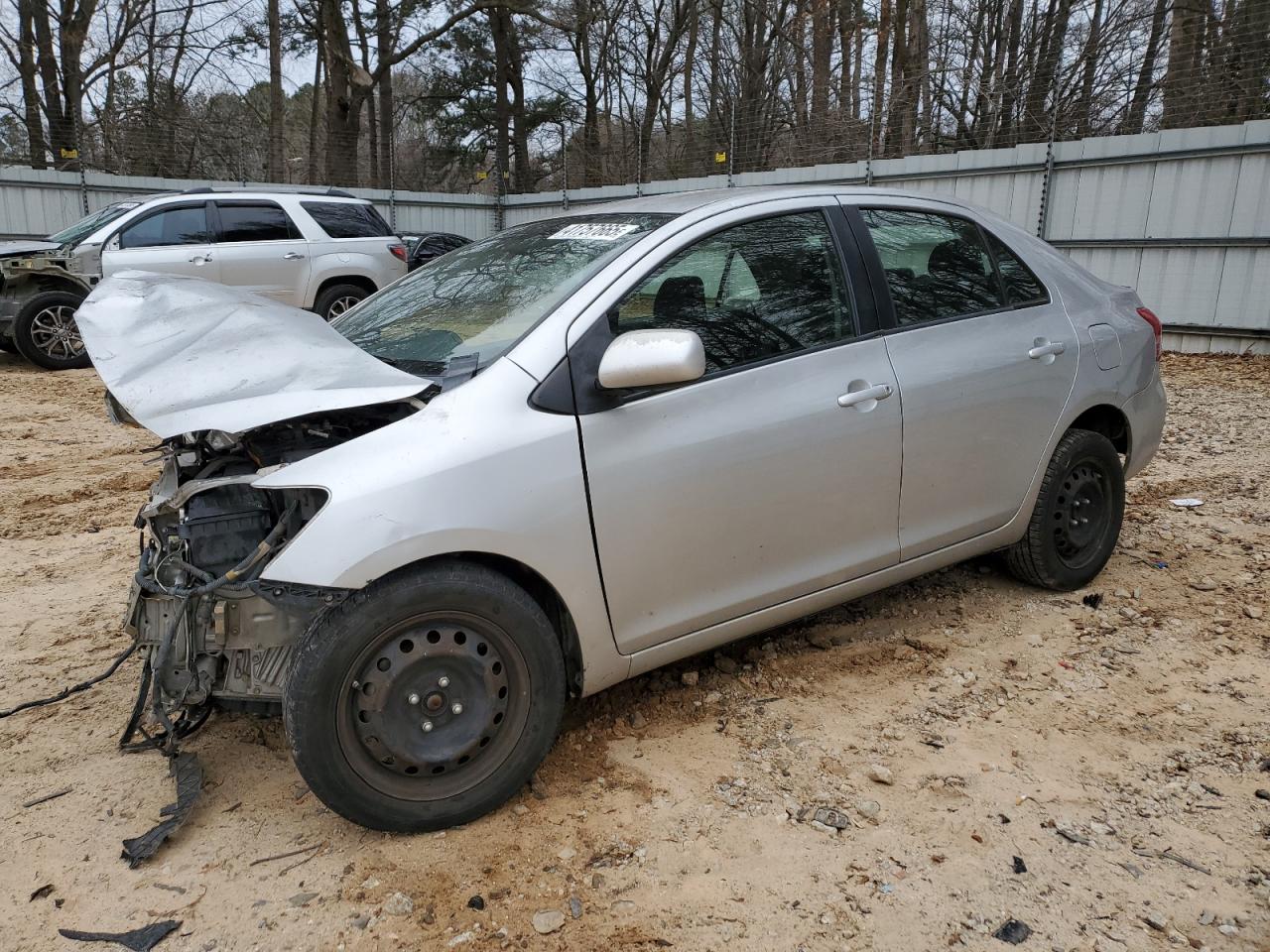 TOYOTA YARIS 2012