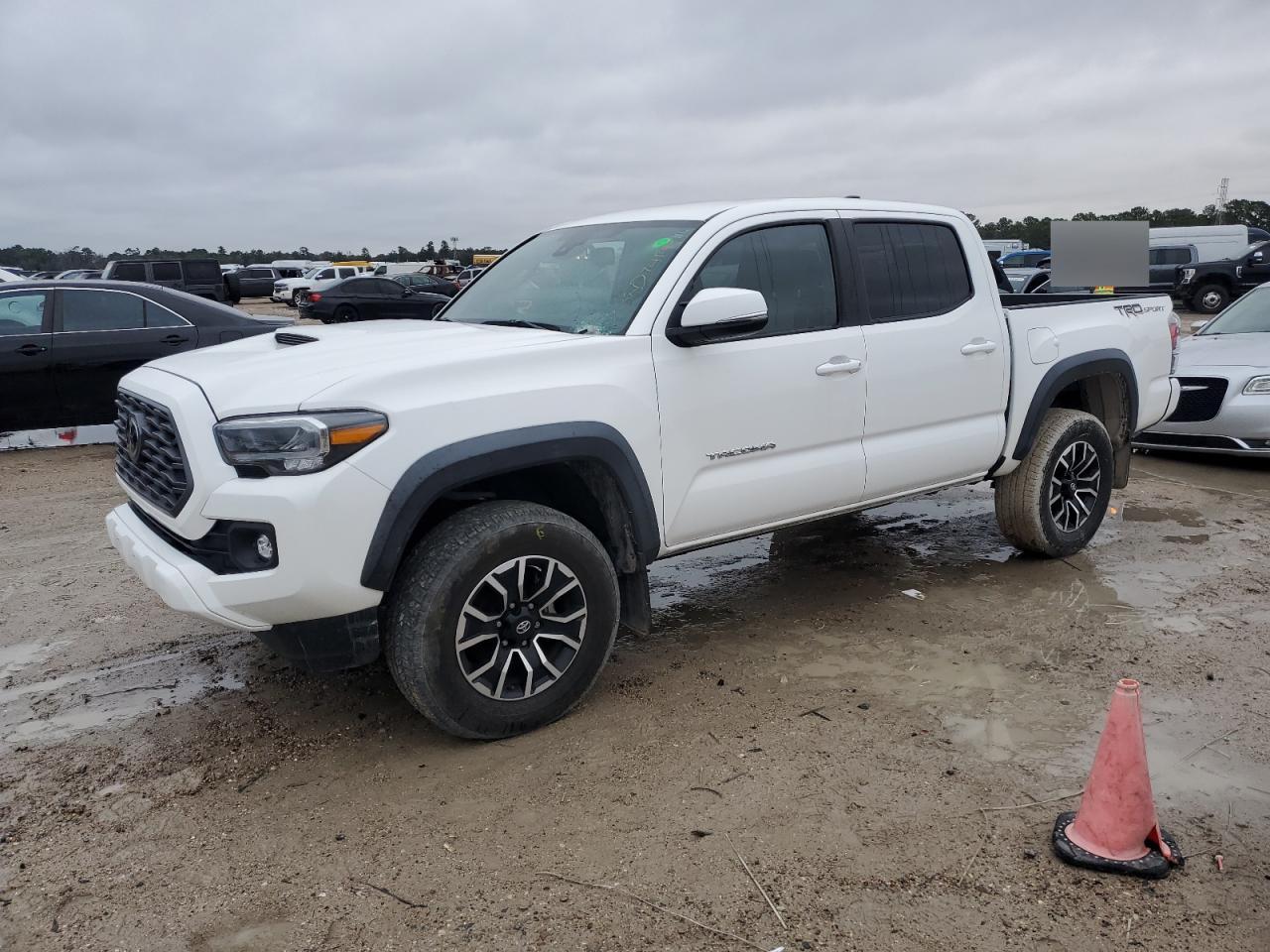 TOYOTA TACOMA DOU 2023