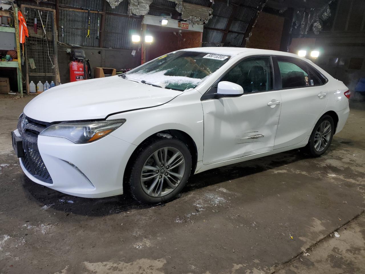 TOYOTA CAMRY LE 2015