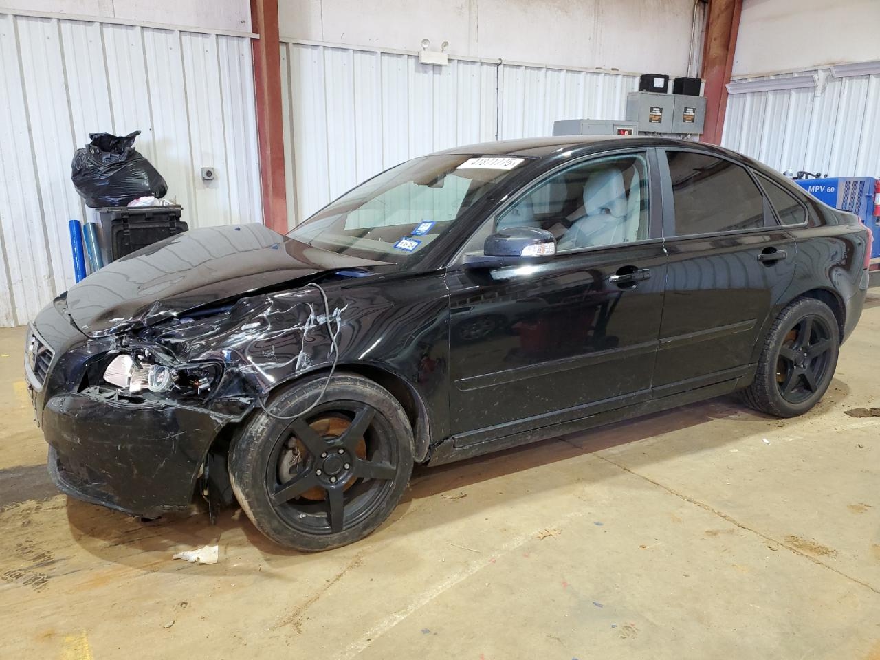 VOLVO S40 T5 2011