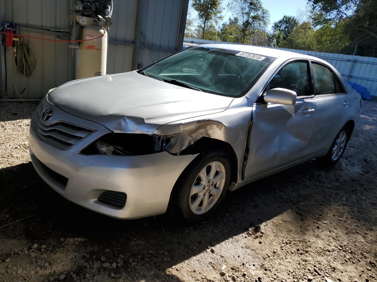 TOYOTA CAMRY BASE 2011