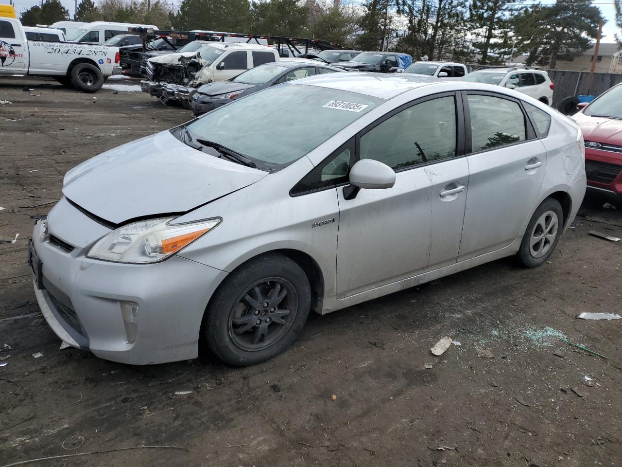 TOYOTA PRIUS 2014