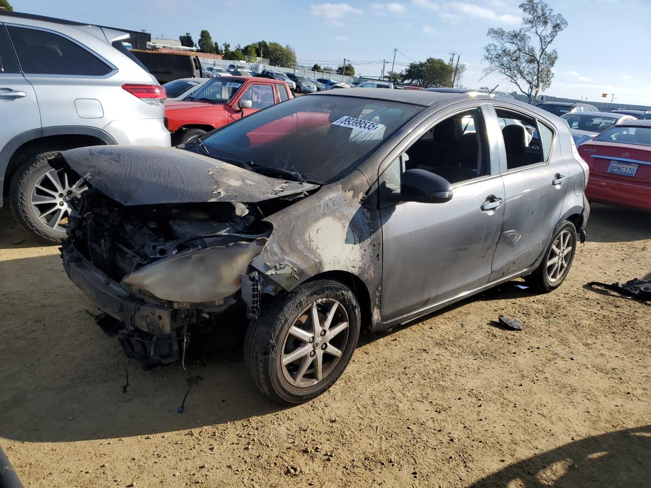 TOYOTA PRIUS C 2012