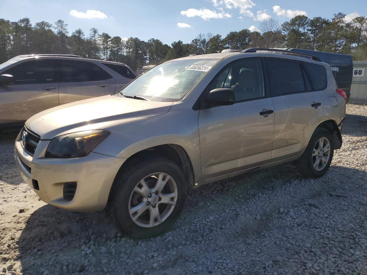 TOYOTA RAV4 2010