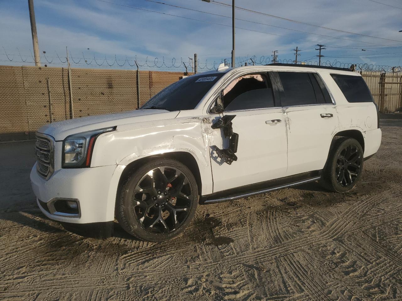 GMC YUKON SLT 2017