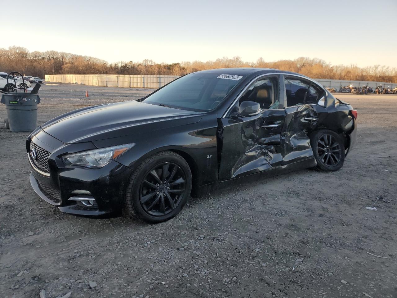 INFINITI Q50 BASE 2014