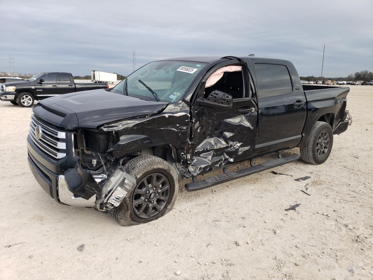 TOYOTA TUNDRA CRE 2021