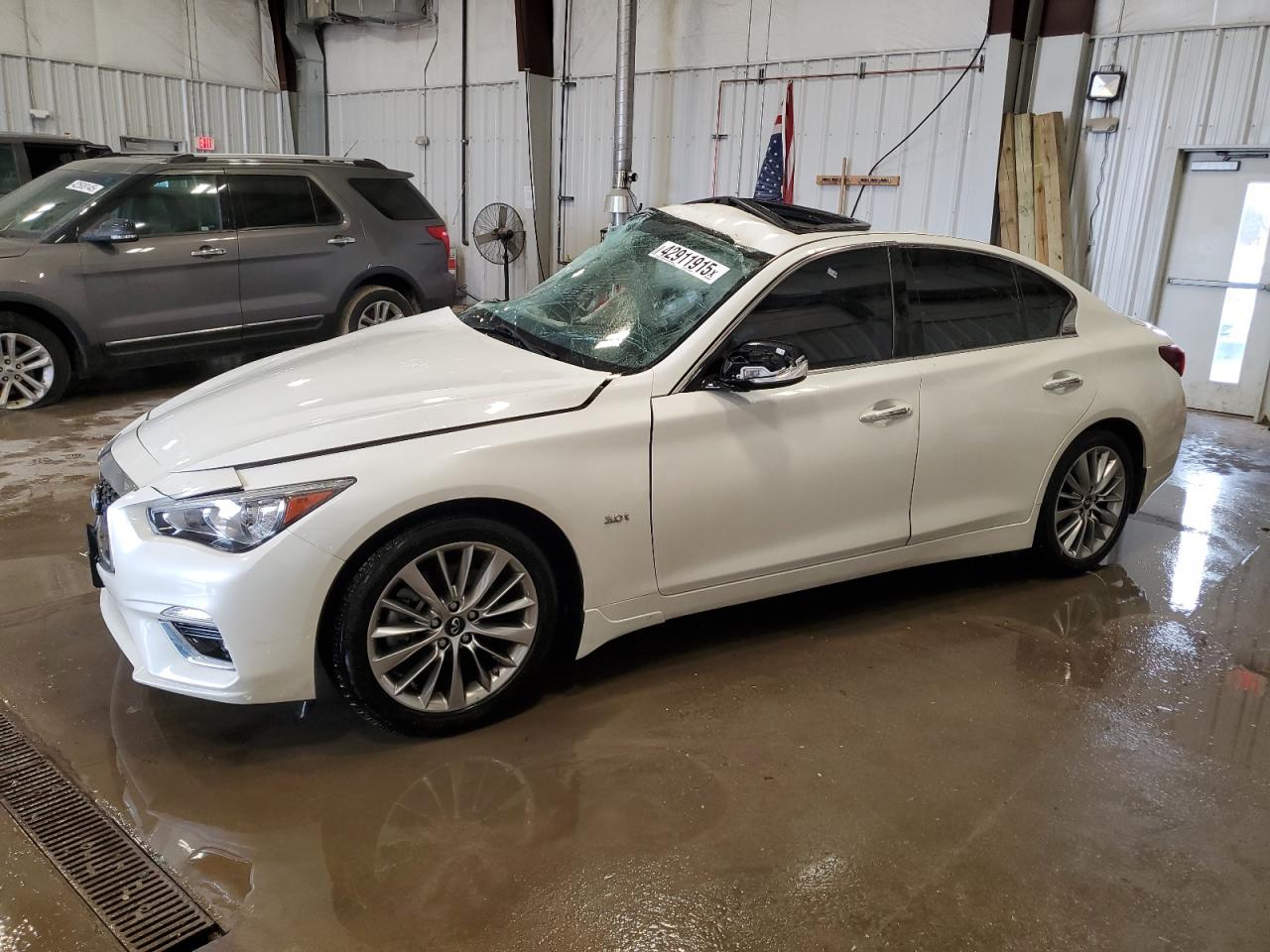 INFINITI Q50 LUXE 2018
