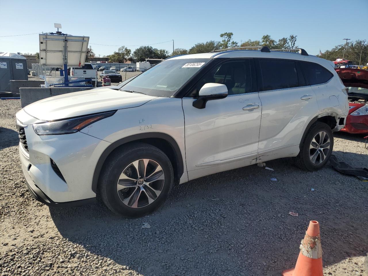 TOYOTA HIGHLANDER 2021