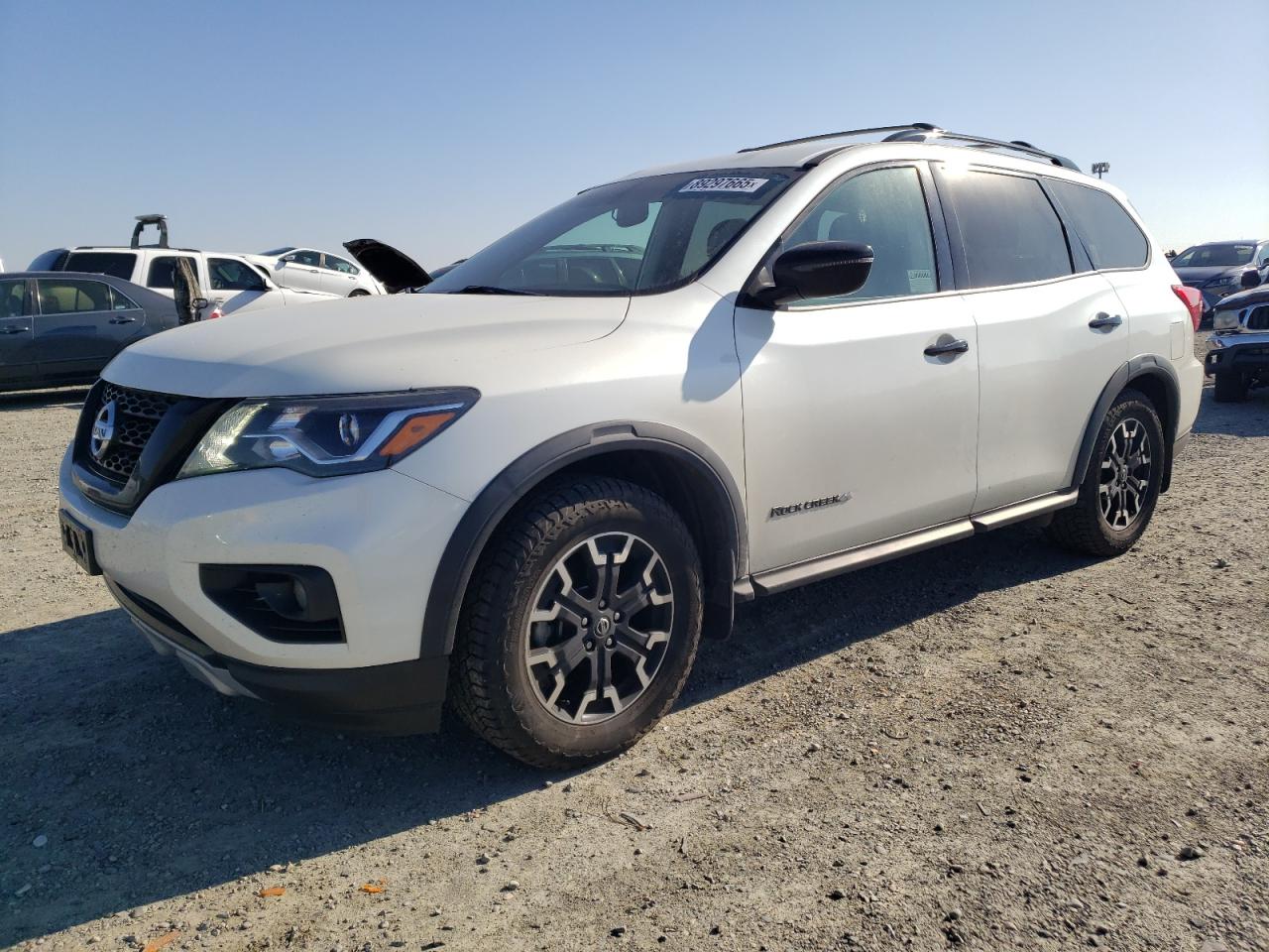 NISSAN PATHFINDER 2019
