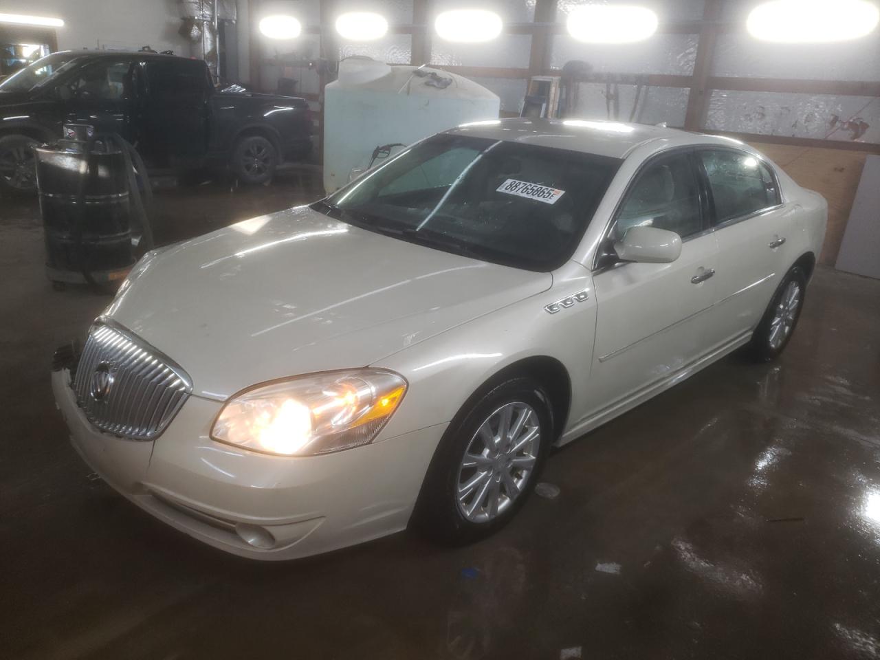 BUICK LUCERNE CX 2011