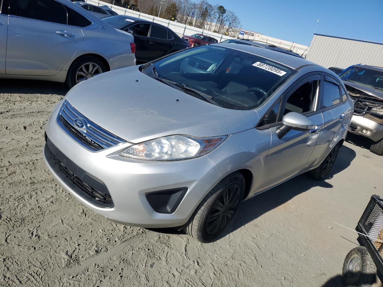 FORD FIESTA SE 2013