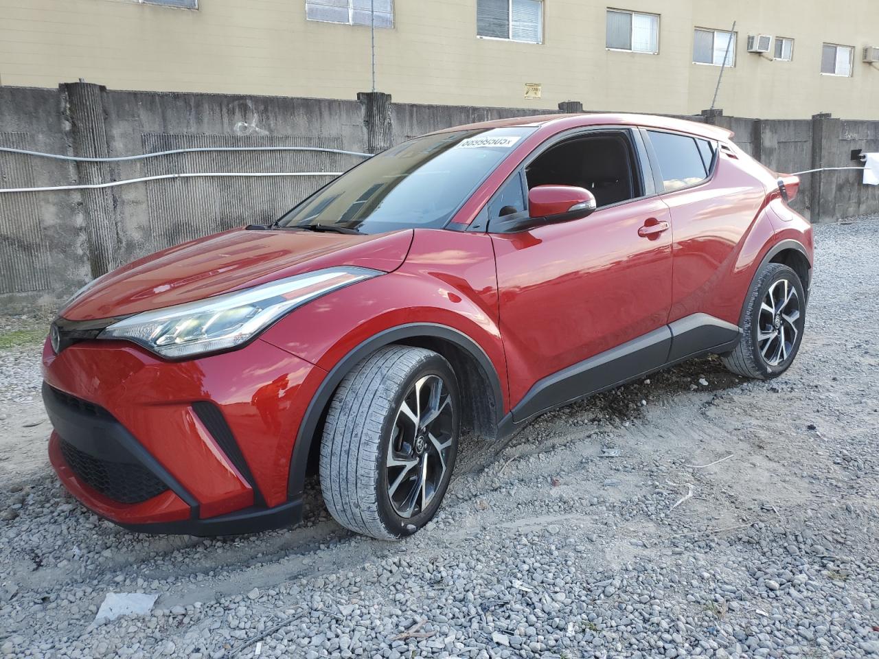 TOYOTA C-HR XLE 2021