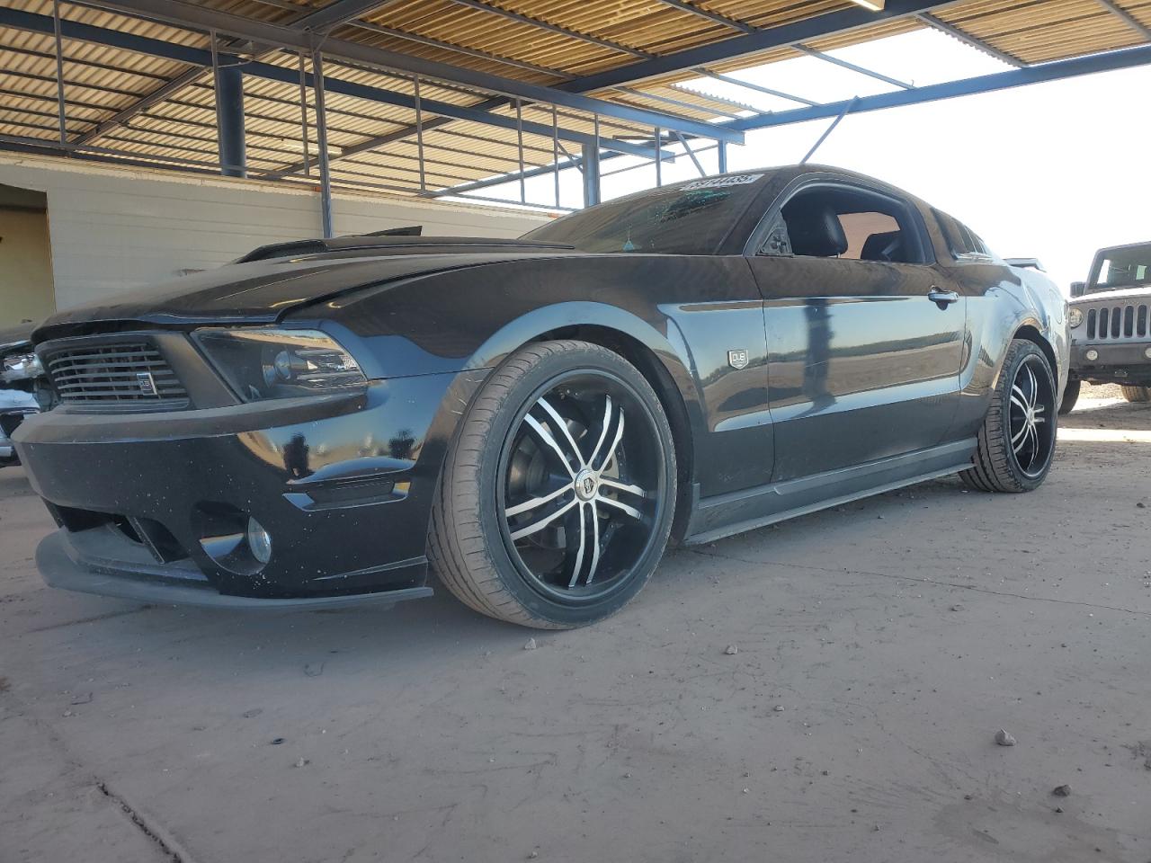 FORD MUSTANG 2011