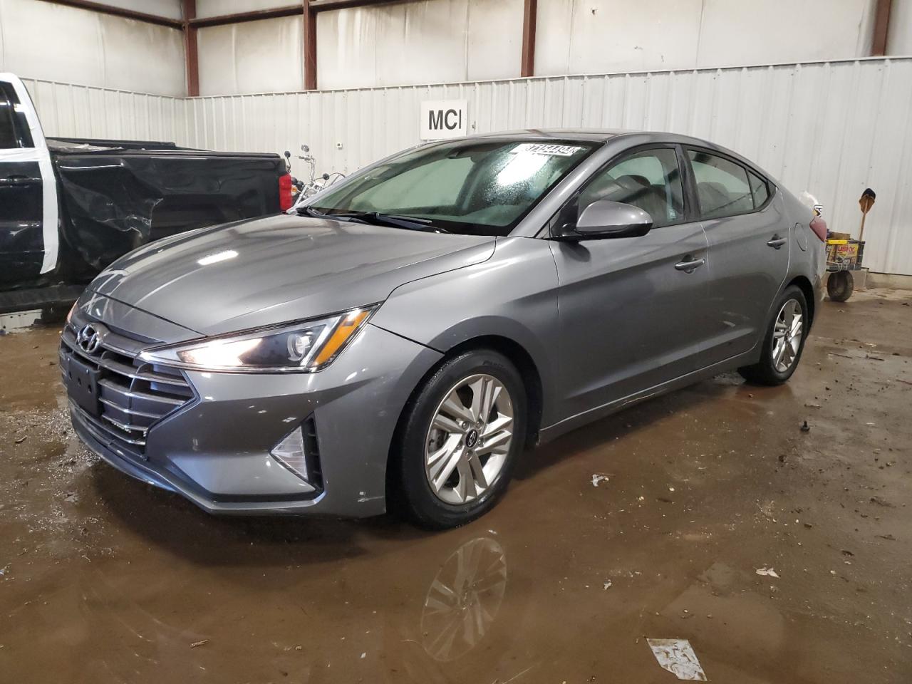 HYUNDAI ELANTRA 2019