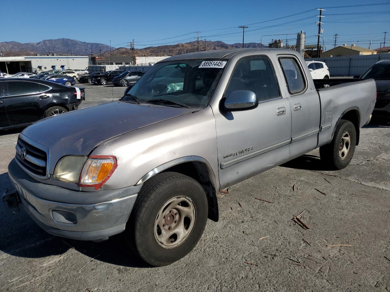 TOYOTA TUNDRA ACC 2002