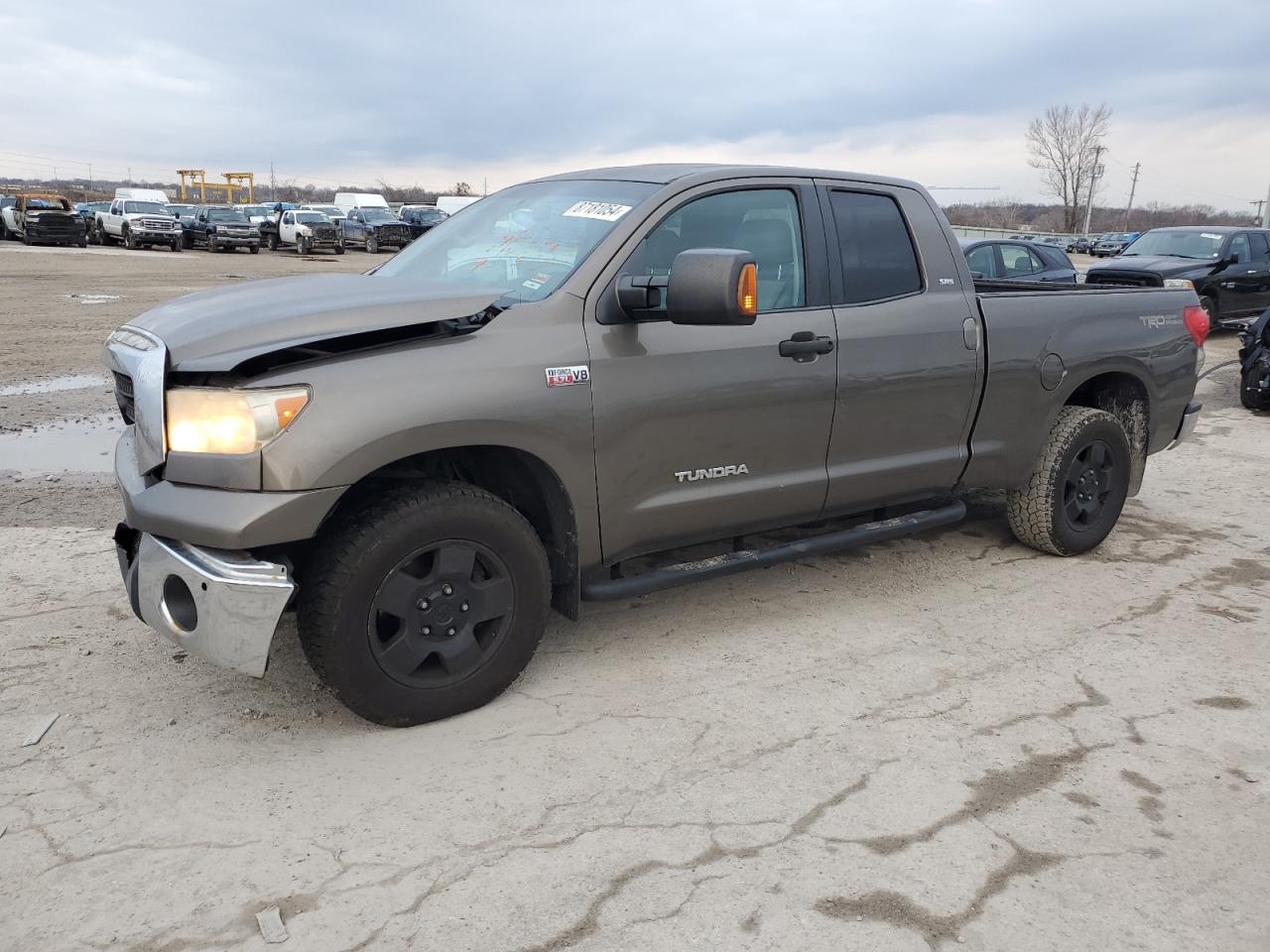 TOYOTA TUNDRA DOU 2008