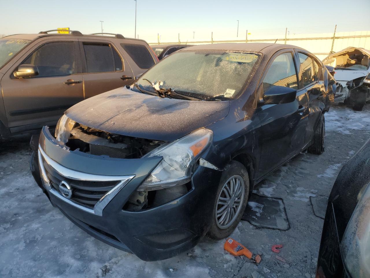 NISSAN VERSA S 2017