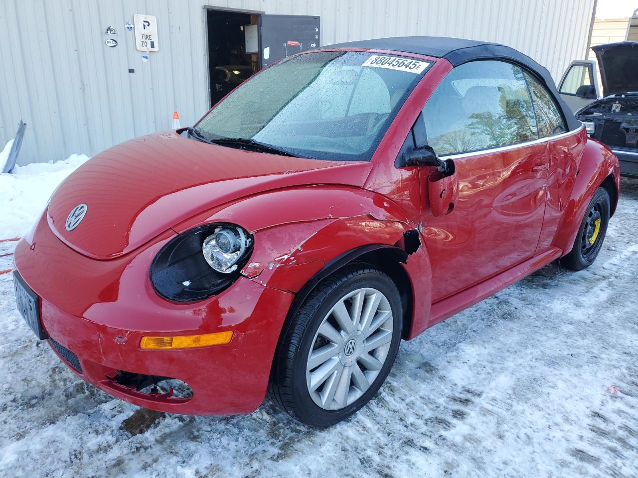 VOLKSWAGEN NEW BEETLE 2008